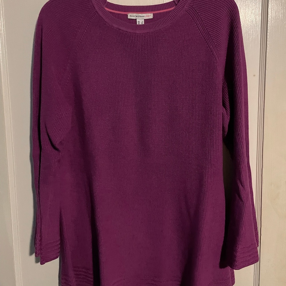 Isaac Mizrahi UEC magenta bell sleeve peplum sweater